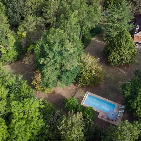 Les Follets 別荘 *